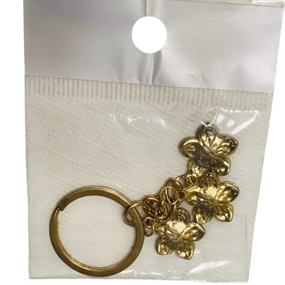 Bag Teal Enamel Keychain Charm Key Holder 3 Cherry Blossoms NIB Never Opened - Picture 5 of 8